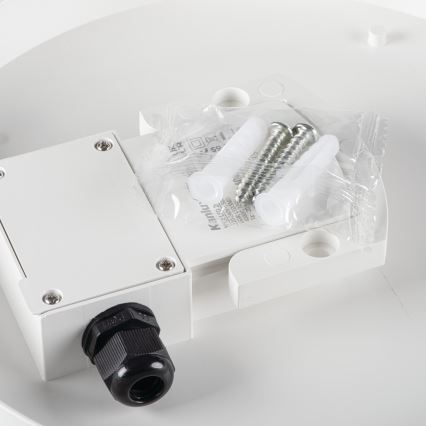 LED Technické stropné svietidlo so senzorom pohybu IPER LED/26W/230V IK10 IP65 guľatý biela