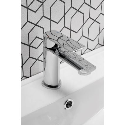 KFA Armatura 4422-815-00 - Umývadlová batéria + výpust s prepadom AGAT 15,2 cm lesklý chróm