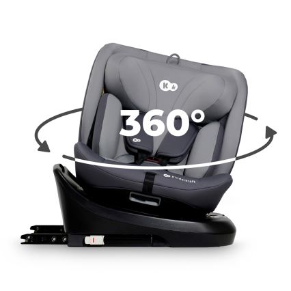 Autosedačka Kinderkraft sa otáča o 360°. Je sivá, s čiernou základňou a nastaviteľnými prvkami. Nachádza sa na bielom pozadí.