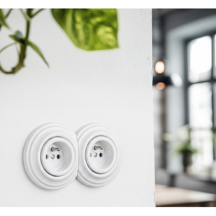 Kliklap - Dvojitá retro domová zásuvka s rámčekom 230V snehobiela