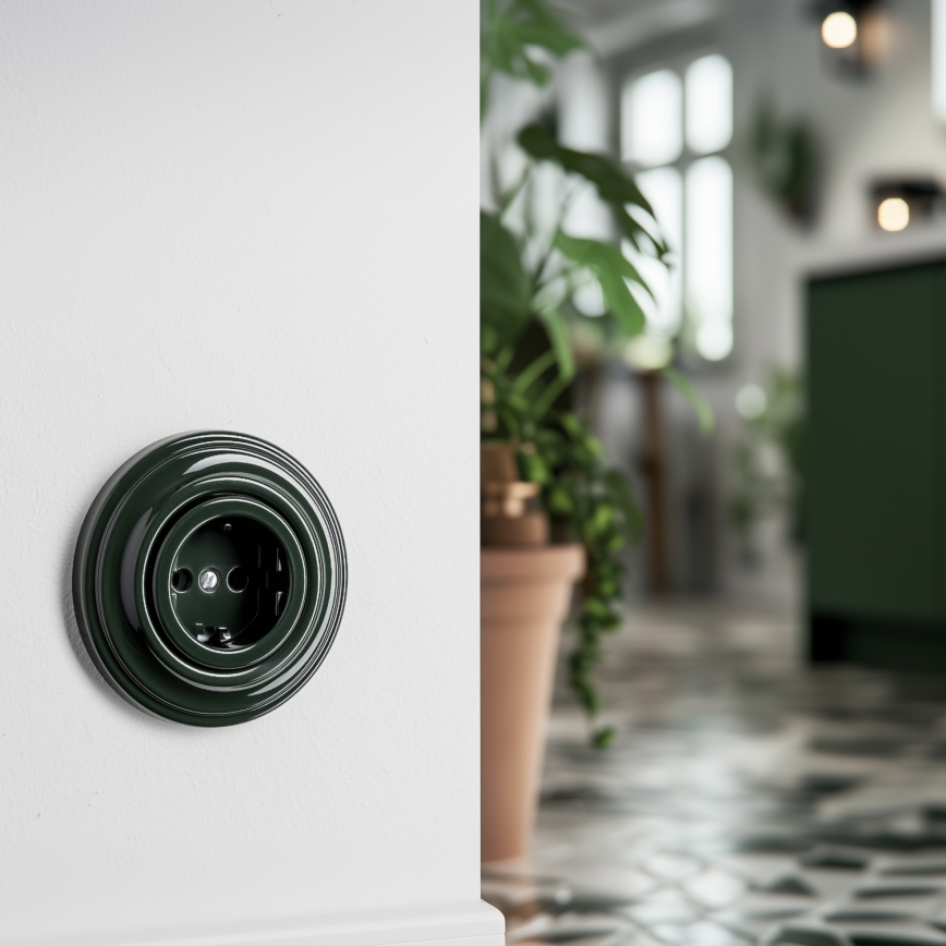 Kliklap - Retro domová zásuvka s rámčekom SCHUKO 230V/16A zelená