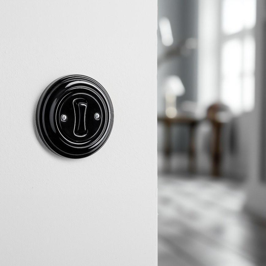 Kliklap - Retro krížový vypínač s rámčekom č. 7, čierny