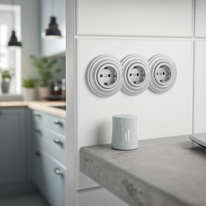 Kliklap - Trojitá retro domová zásuvka s rámikom SCHUKO 230 V keramická biela