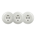 Kliklap - trojitá retro domová zásuvka so rámikom SCHUKO 230 V, biela