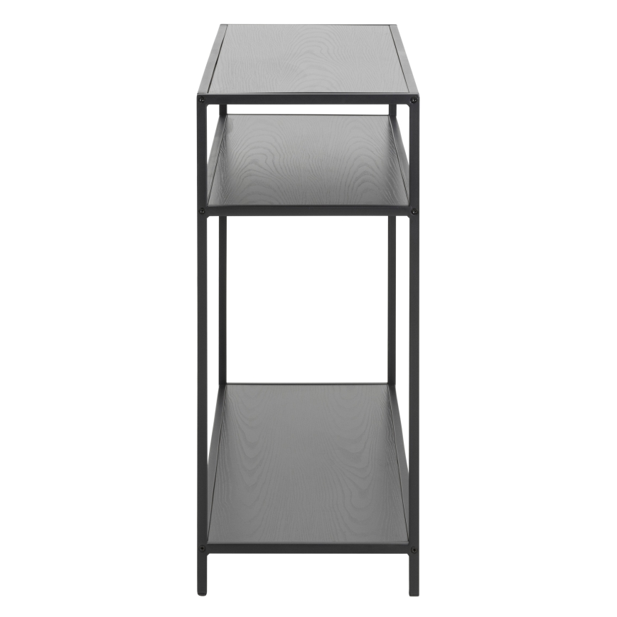 Čierna konštrukcia s tromi drevenými policami stojí samostatne. Horná polica je najširšia. Konštrukcia je z kovu, police sú z tmavého dreva.