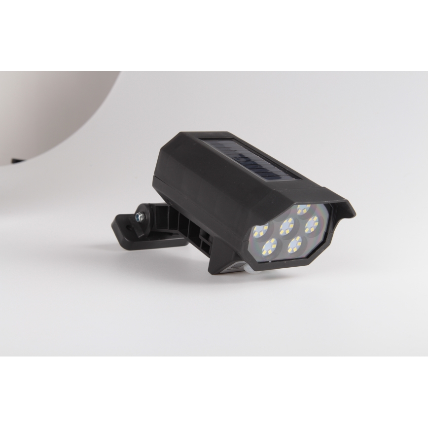 LED Maketa bezpečnostnej kamery so senzorom a so solárnym panelom LED/5W/5,5V 800 mAh IP65 + diaľkové ovládanie