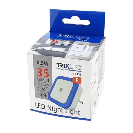 LED nočné svetlo TRIXLINE TR 229, 0,5W, 35 lumenov, 220-240V, 50/60Hz, je zabalené v kartónovej krabici. Svetlo je modro-biele, štvorcového tvaru so zástrčkou.