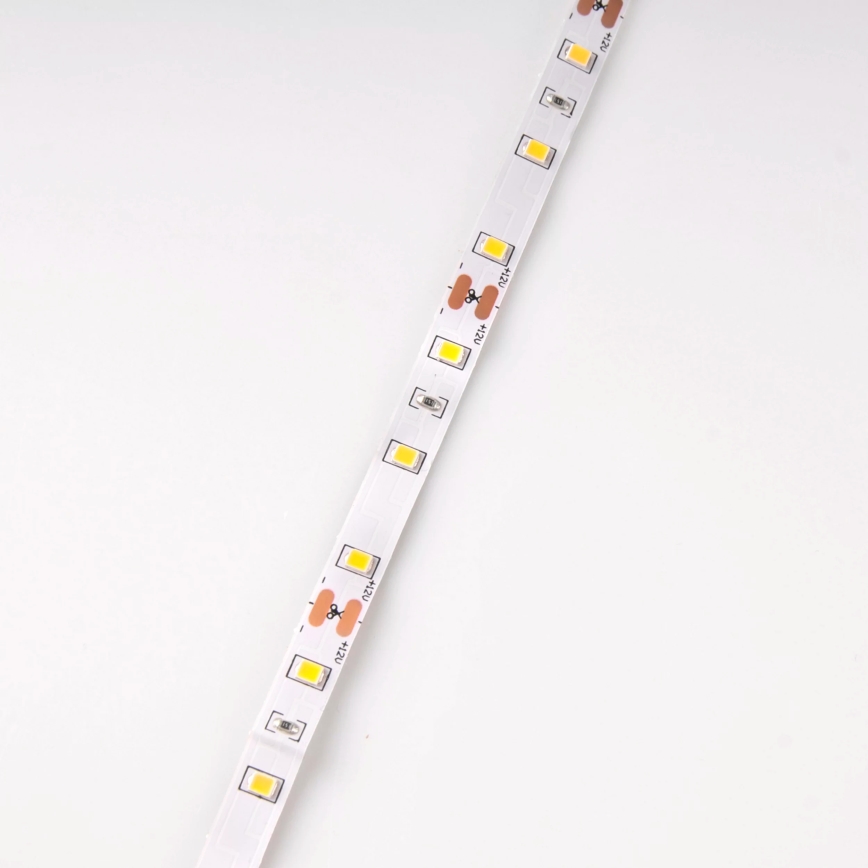 LED Pásik 5m LED/10W/12V IP20 3300K