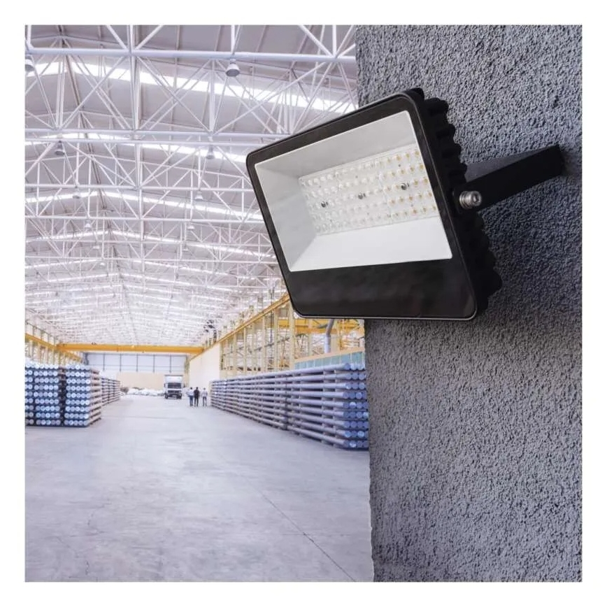 LED reflektor AVENO LED/48W/230V 4000K 7200 lm IP66 čierny