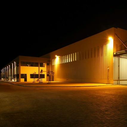 LED Reflektor SAMSUNG CHIP LED/50W/230V 3000K IP65 čierna