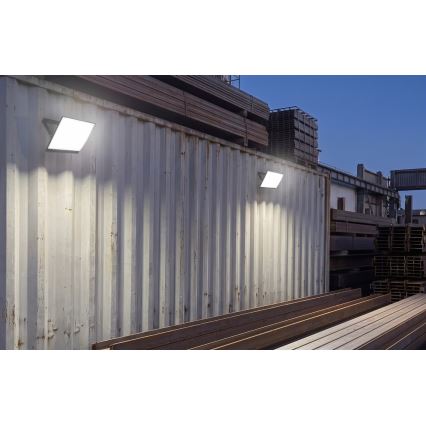 LED reflektor TAMBO EVO LED/100W/230V 4000K IP65 čierna