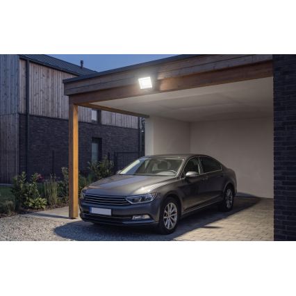 LED reflektor TAMBO EVO LED/50W/230V 4000K IP65 čierny