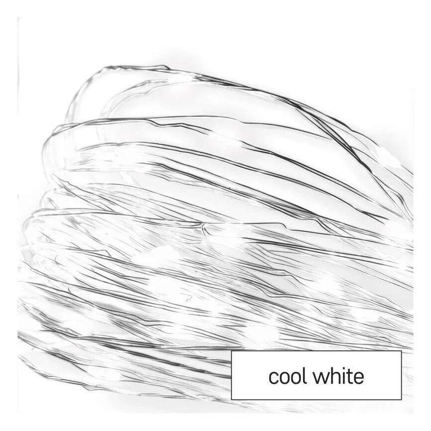 Svetelný reťaz leží zložený na bielom pozadí. Svetlá sú chladnej bielej farby, ako je uvedené v texte „cool white“.