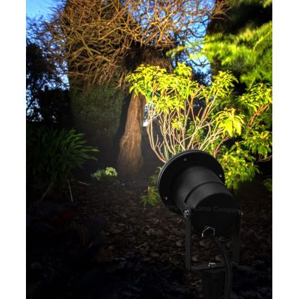 LED RGBW Stmievateľná vonkajšia lampa BLAKE 1xGU10/6W/230V IP65 + diaľkové ovládanie