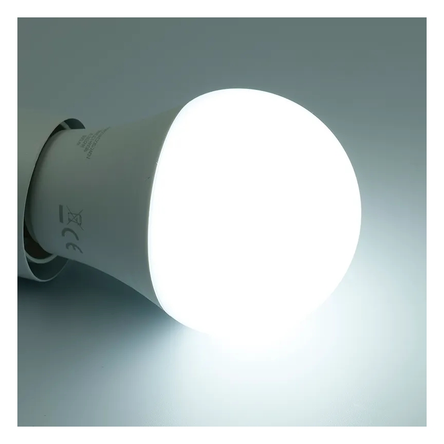 LED RGBW Stmievateľná žiarovka A60 E27/9W/230V 2700-6500K Wi-Fi Tuya