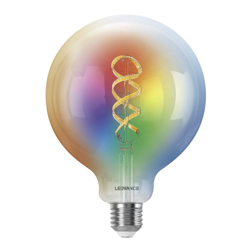 Guľatá LED žiarovka s farebným sklom a zlatou špirálovitou LED diódou svieti. Na žiarovke je nápis LEDVANCE. Žiarovka je na bielom pozadí.