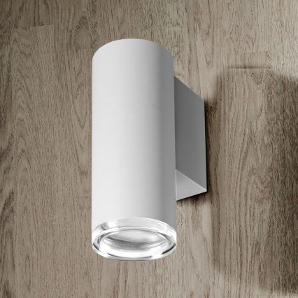 LED RGBW Stmievateľné kúpeľňové nástenné svietidlo TURYN 1xGU10/4,8W/230V 3000K IP44 biela + diaľkové ovládanie