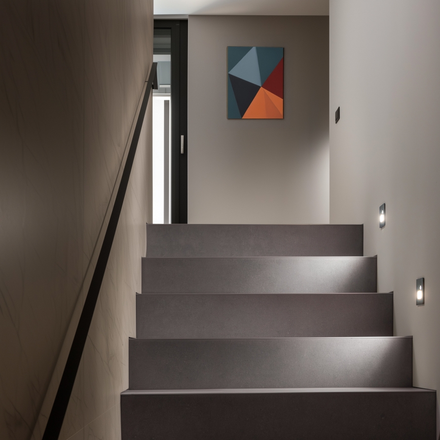 LED schodiskové svietidlo s pohybovým a súmrakovým senzorom LED/1,5W/230V 3000/4000/6000K antracit