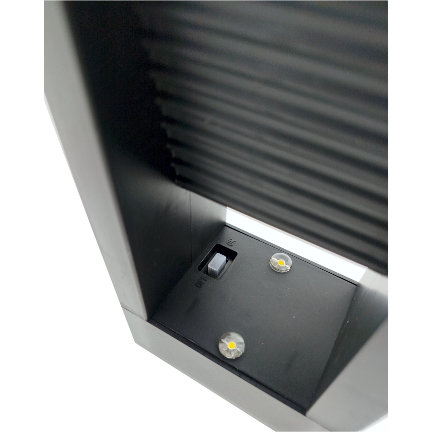LED Solárna lampa 2xLED/1,2V 200 mAh IP44 čierna