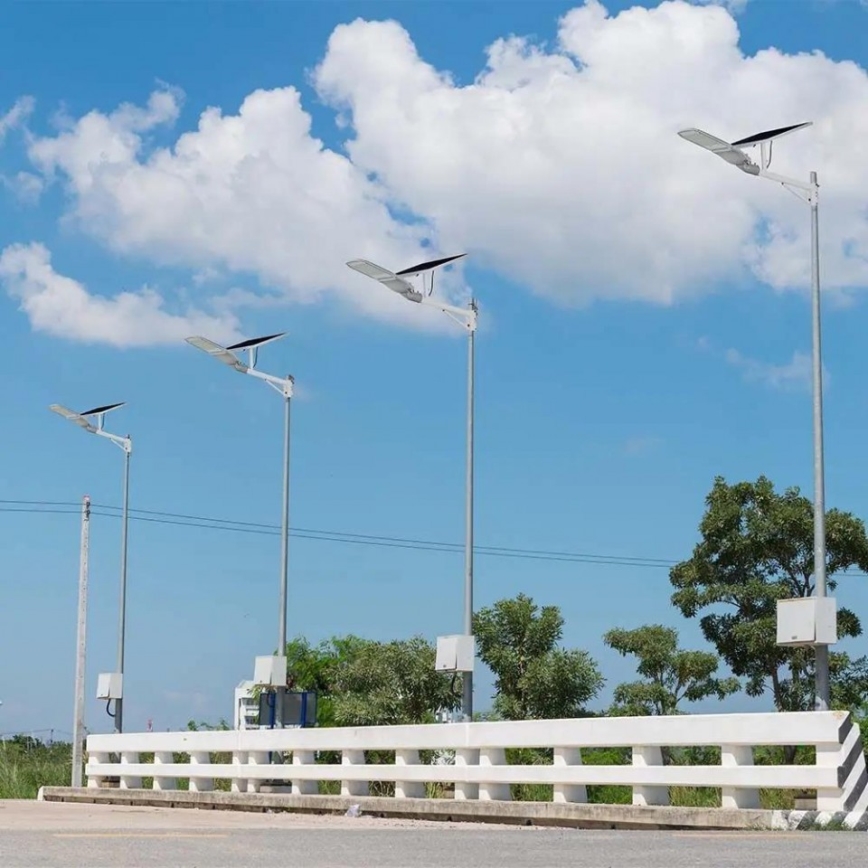 LED Stmievateľná solárna pouličná lampa SAMSUNG CHIP LED/50W/6,4V 4000K IP65 30000 mAh + diaľkové ovládanie