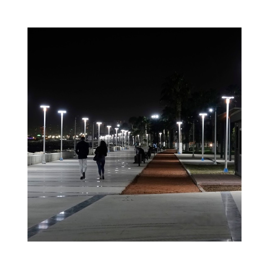LED Solárna pouličná lampa so senzorom LUVIA LED/15W/3,2V 6500K IP54 5400 mAh + diaľkové ovládanie