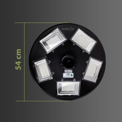 Okrúhle vonkajšie LED svietidlo s priemerom 54 cm svieti. Má štyri panely s LED diódami. Na spodku je viditeľné označenie MAXLED a ďalšie technické symboly.