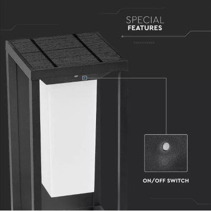 Solárny vonkajší svietidlo s bielym difúzorom, umiestnené v tmavom prostredí. Svietidlo má na vrchu solárny panel a vypínač. Text: SPECIAL FEATURES a ON/OFF SWITCH.