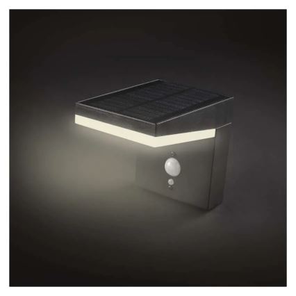 LED solárne nástenné svietidlo so senzorom LED/4,4W/3,7V 2200 mAh IP44