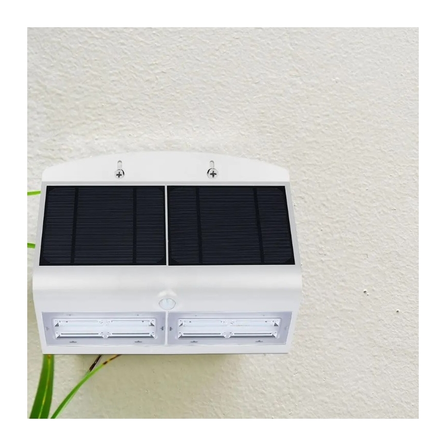 LED Solárne nástenné svietidlo so senzorom LED/7W/3,7V 4000K IP65 biela