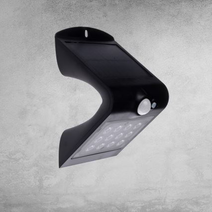 LED Solárne svietidlo so senzorom pohybu a súmraku LED/1,5W/1200 mAh 3,7V IP65