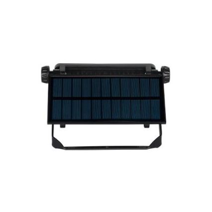 Solárny panel s tmavomodrými článkami je umiestnený v čiernom ráme s nastaviteľnými úchytmi. Panel je zobrazený spredu na bielom pozadí.