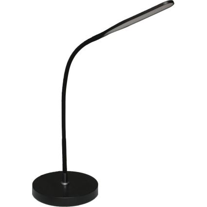 Čierna stolová lampa s ohnutým ramenom a úzkym obdĺžnikovým tienidlom svieti. Stojí na kruhovom podstavci. Je umiestnená na bielom pozadí.
