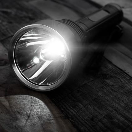 LED Stmievateľná nabíjacia baterka LED/20W/5V IPX5 1570 lm 8400 mAh