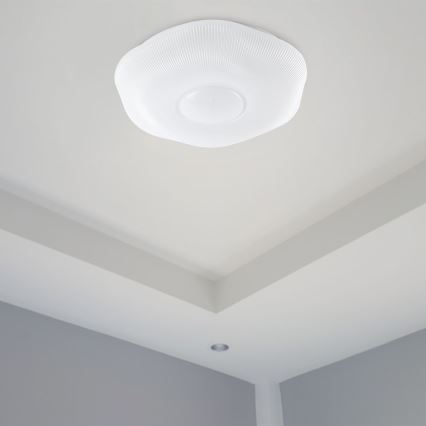 LED Stmievateľné stropné svietidlo LED/60W/230V 3000-6500K 50 cm biela + diaľkové ovládanie