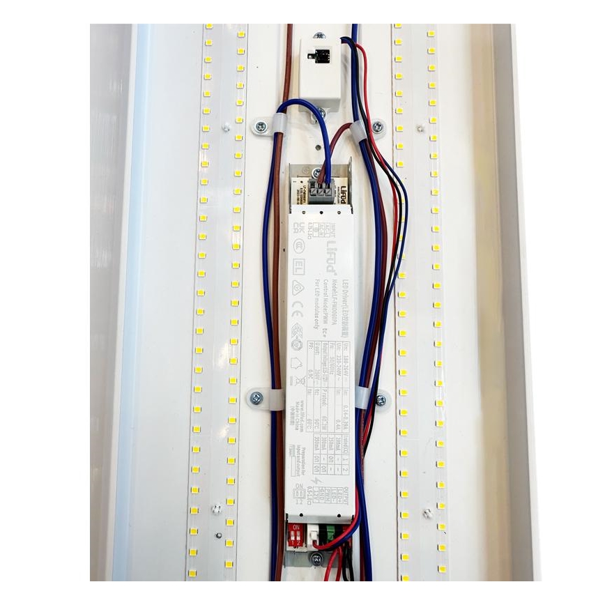 LED Stmievateľné žiarivkové svietidlo LED/35W/44W/52W/60W/230V 4000K 120 cm