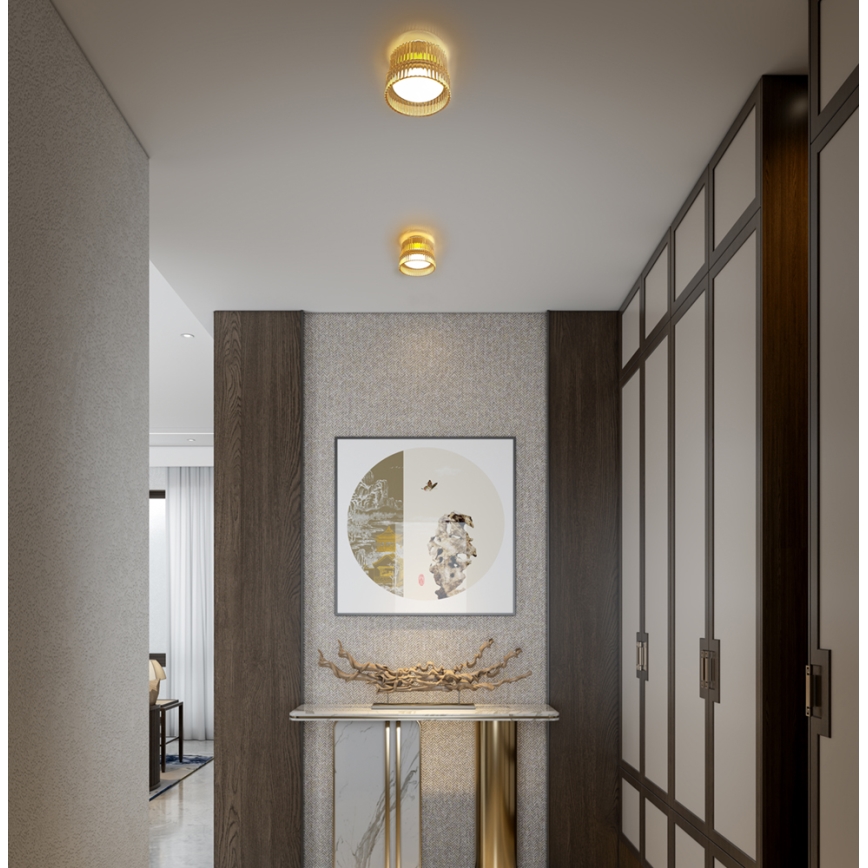 LED Stropné svietidlo LUXE LED/12W/230V pr. 14,8 cm mosadz