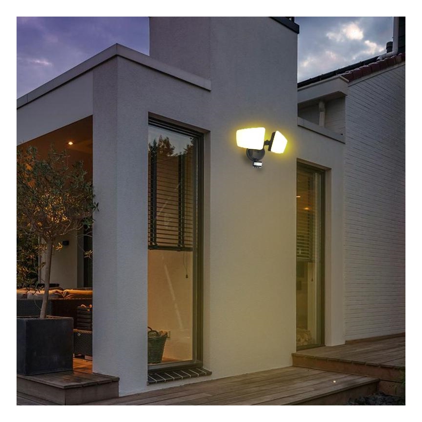 LED Vonkajší reflektor so senzorom LED/24W/230V 3000/4000/6000K IP54 čierna