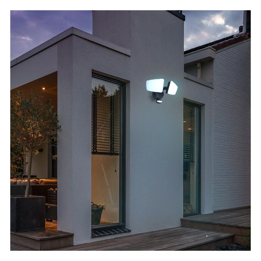 LED Vonkajší reflektor so senzorom LED/24W/230V 3000/4000/6000K IP54 čierna