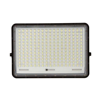 LED Vonkajší solárny reflektor LED/30W/3,2V 6400K čierna IP65 20000 mAh + diaľkové ovládanie