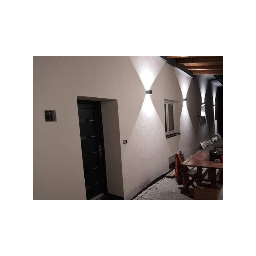 LED Vonkajšie nástenné svietidlo LED/12W/230V IP54 biela