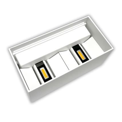 LED vonkajšie nástenné svietidlo LED/24W/230V 3000K IP65 biela