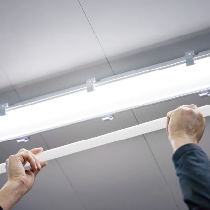 LED Žiarivková trubica T8 G13/18W/230V 4000K 120 cm