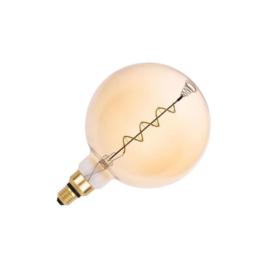 Guľatá žiarovka s vinutým vláknom je zobrazená na bielom pozadí. Žiarovka má zlatožltý odtieň skla a mosadzný skrutkový závit.