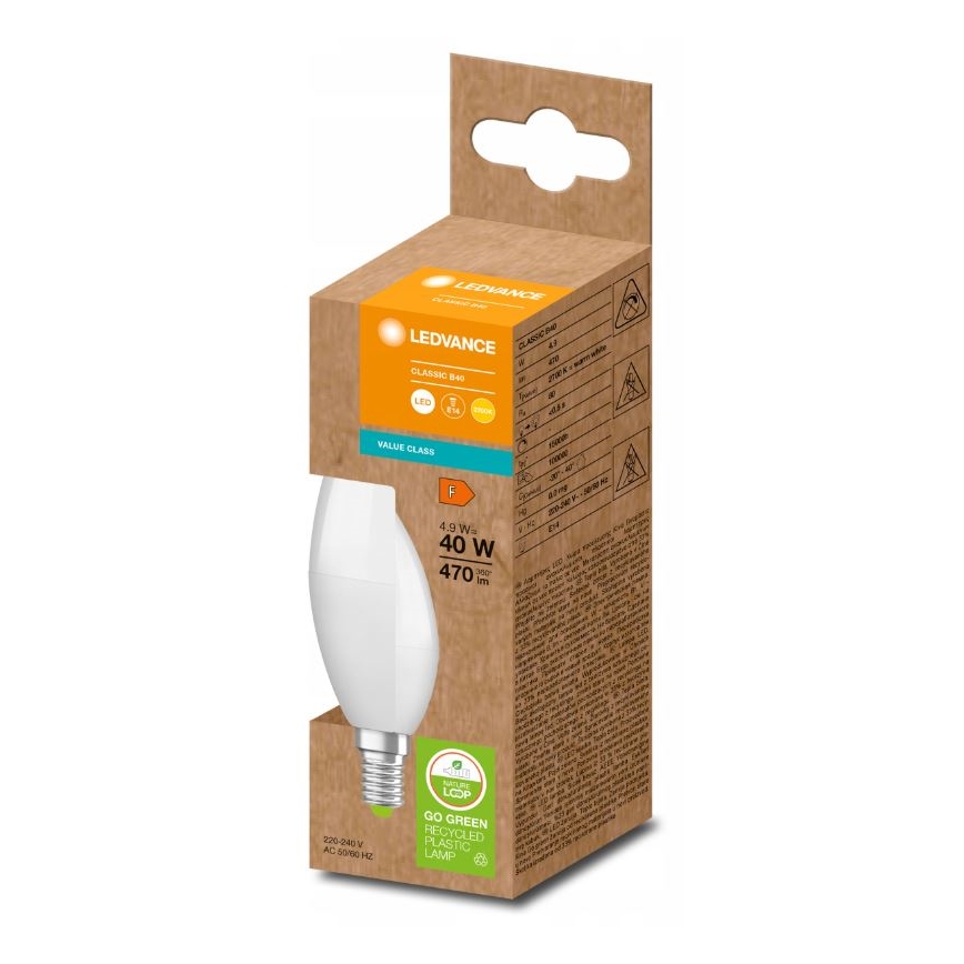 LED žiarovka typu Classic B40 je zabalená v kartónovej krabičke. Žiarovka má príkon 4,9 W, zodpovedá 40 W žiarovke a má svetelný tok 470 lúmenov. Krabica obsahuje informácie o technických parametroch a označenie Go Green Recycled Plastic Lamp.