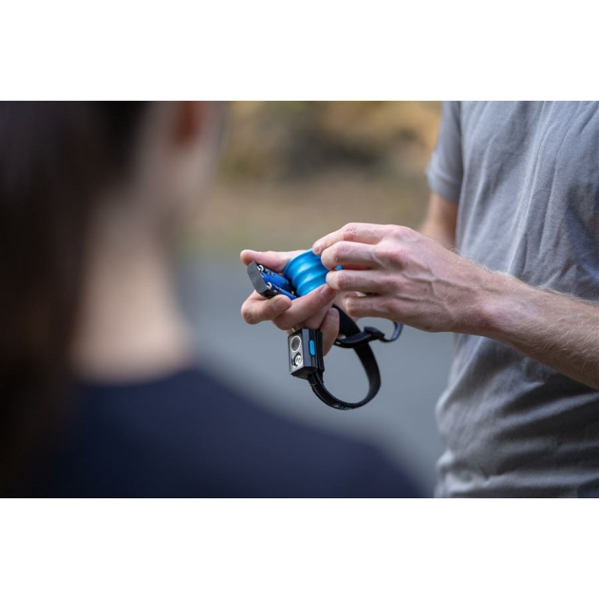 Ledlenser NEO3 - stmievateľná čelovka LED/3xAAA IP54 400 lm 20 h modrá