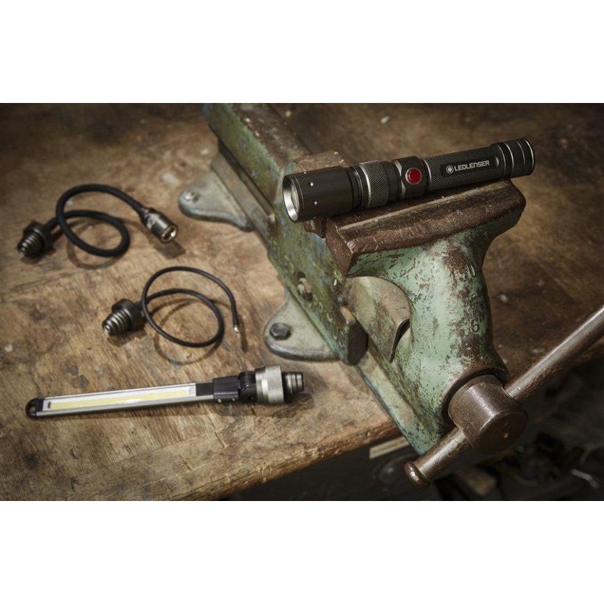 Ledlenser WORKERS FRIEND - LED stmievateľná nabíjateľná baterka LED/2500 mAh 280 lm 80 h čierna