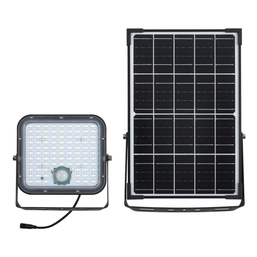 LED solárny reflektor s čidlom pohybu a samostatný solárny panel. Reflektor svieti. Sú na bielom pozadí.