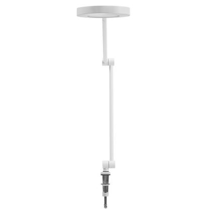 Biela lampa s kruhovou hlavou je pripevnená k nastaviteľnému rameni, ktoré sa pomocou kĺbov skladá. Rameno je pripevnené k spodnej časti. Lampa je izolovaná na bielom pozadí.