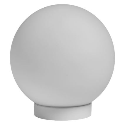 Svetlo šedá guľová lampa stojí na malej okrúhlej podložke. Lampa je umiestnená na bielom pozadí.