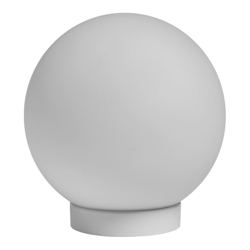 Svetlo šedá guľová lampa stojí na malej okrúhlej podložke. Lampa je umiestnená na bielom pozadí.